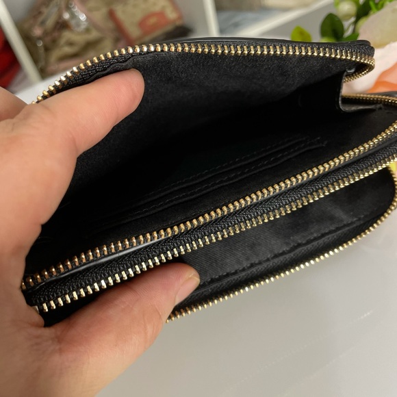 Preloved authentic Coach Wristlet small black - Picture 5 of 6